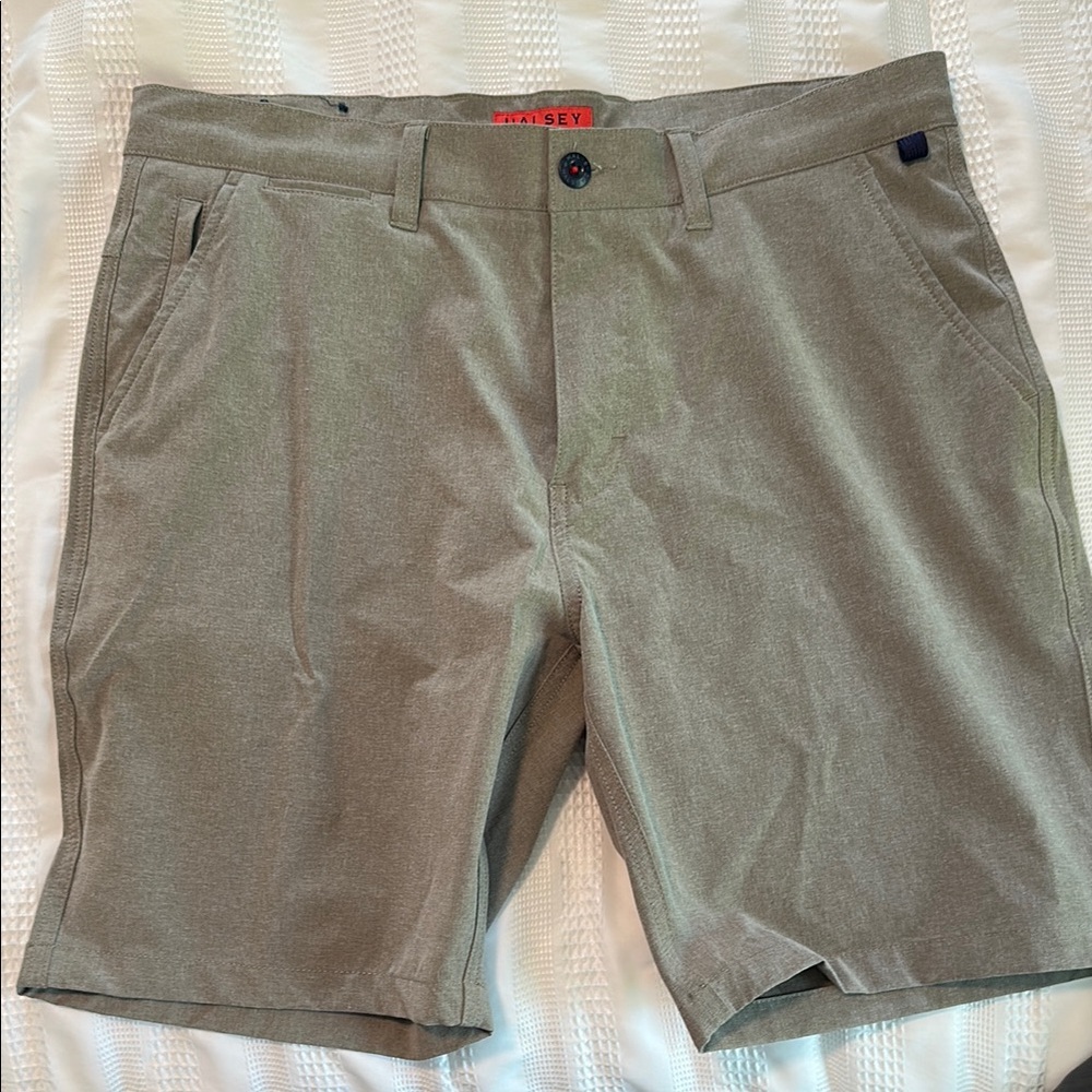 Men's Olive Shorts
